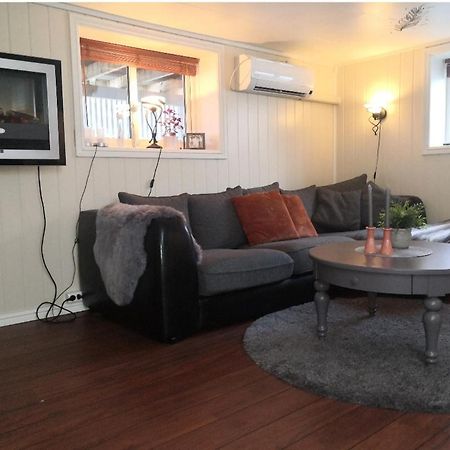 Sentral Studioleilighet Ved Stranden Og Hvalsenter Nb Ma Vaskes Etter Endt Leie Eller Betale Rengjoringshjelpen 500 Kr Andenes Extérieur photo