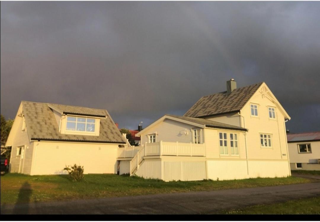 Sentral Studioleilighet Ved Stranden Og Hvalsenter Nb Ma Vaskes Etter Endt Leie Eller Betale Rengjoringshjelpen 500 Kr Andenes Extérieur photo